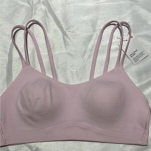 Lululemon like a cloud bra